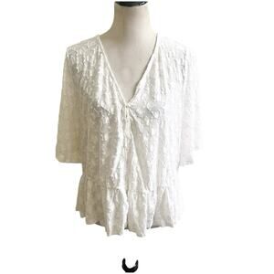 Lane Bryant Textured Peplum Stars Blouse Size 14/16 White V-Neck Button Playful